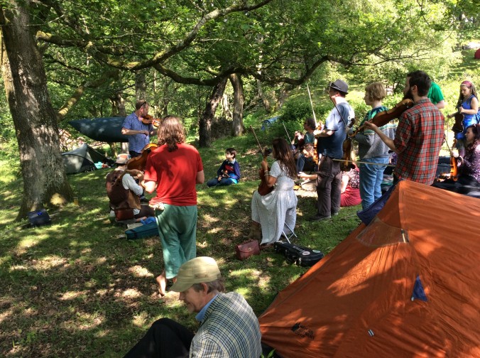 Sammy Lind leading the old time fiddle workshop at FiTM 2014
