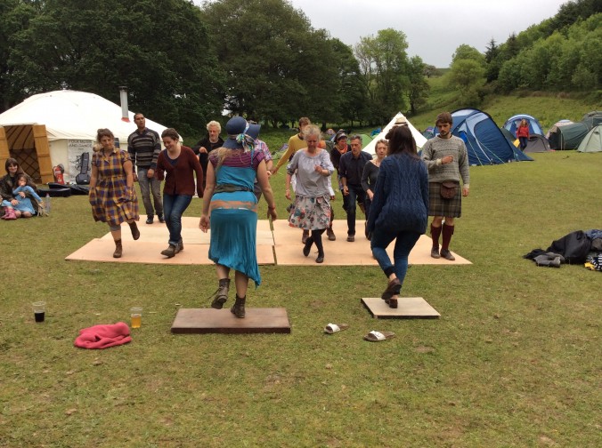 Alice Cade and Jo Bowis teaching flatfoot dancing at FiTM 2014